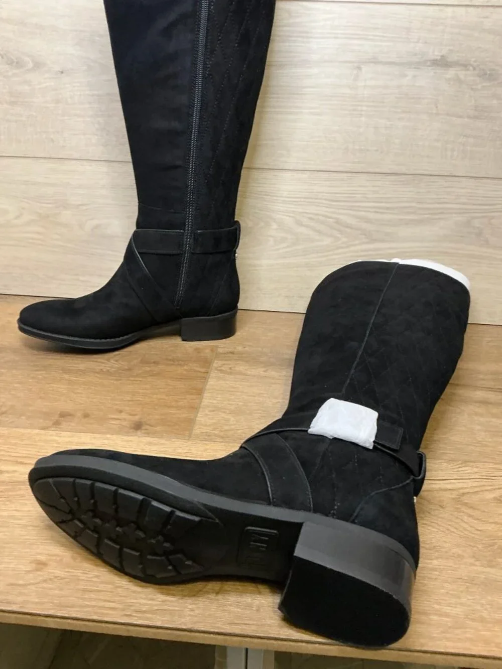 DKNY Mattie Flat High Knee Boots Wide Calf Suede Black Size 6